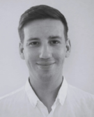 Profilfoto von Herrn Marcel Kühlert in schwarzweiß.